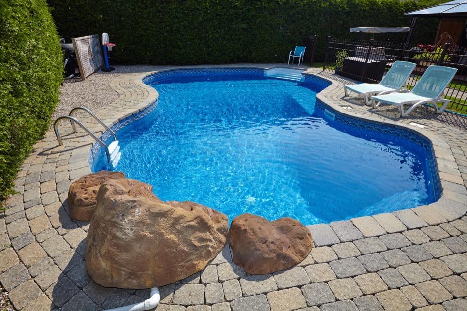 What Home Buyers Should Know About Pools
